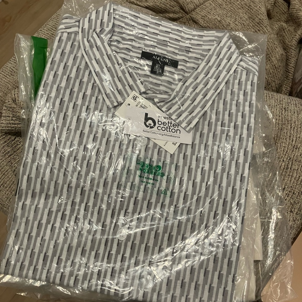 NWT Men's Alfani Geo-Print Short Sleeve Patterned Shirt, size xxl - Picture 2 of 5